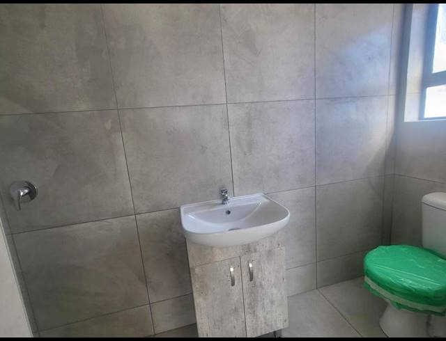 3 BEDROOM HOUSE FOR SALE IN LAAIPLEK